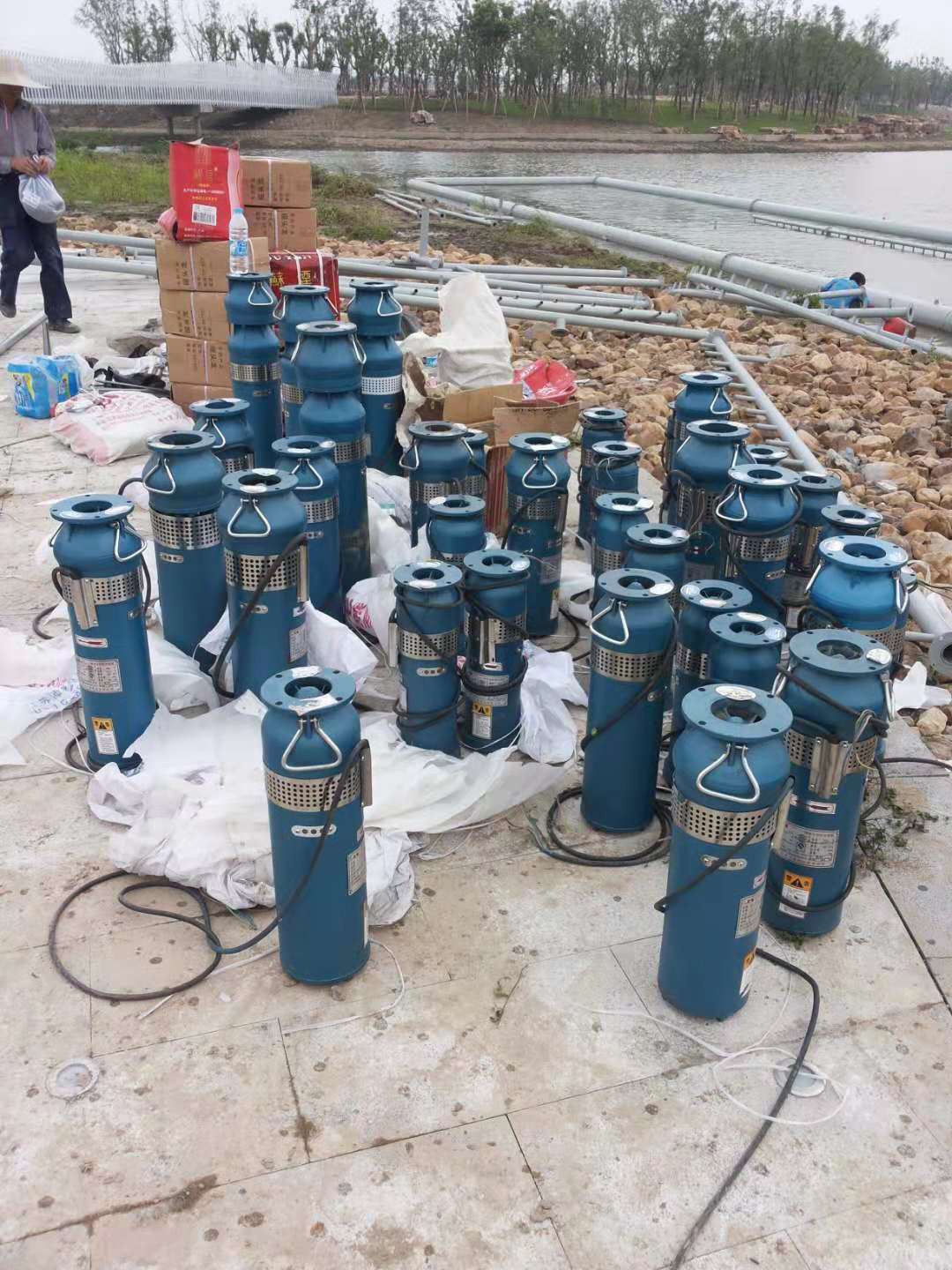 潛水泵